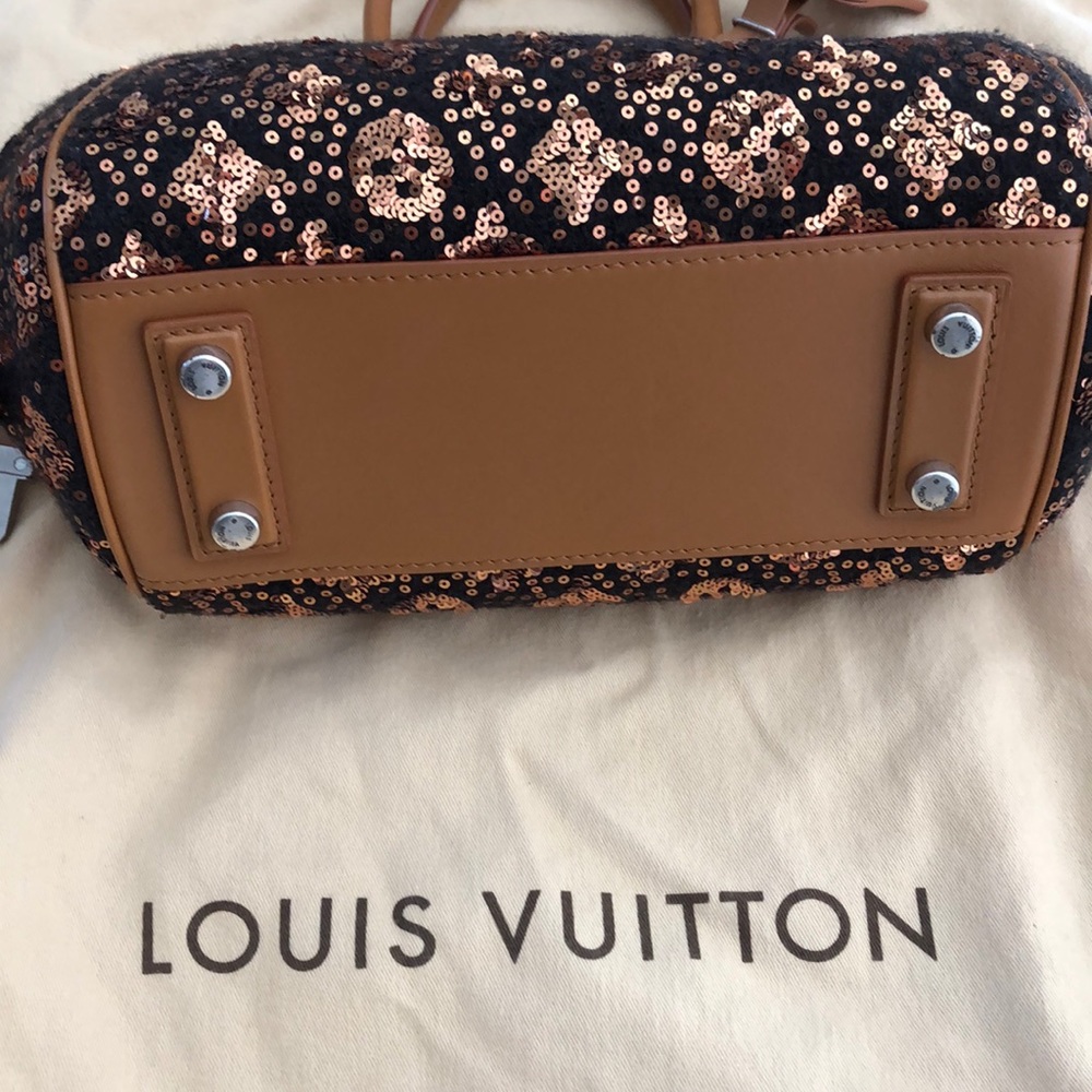 LV wooly baby gold - Picture 2 of 6